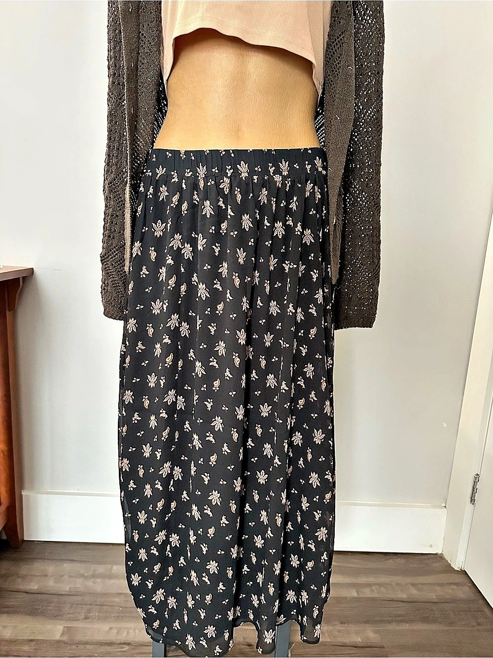 Reitmans maxi skirt size m